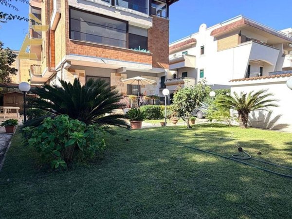 appartamento in vendita ad Anzio in zona Mare