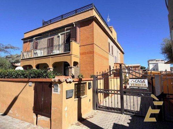 appartamento in vendita ad Anzio in zona Mare