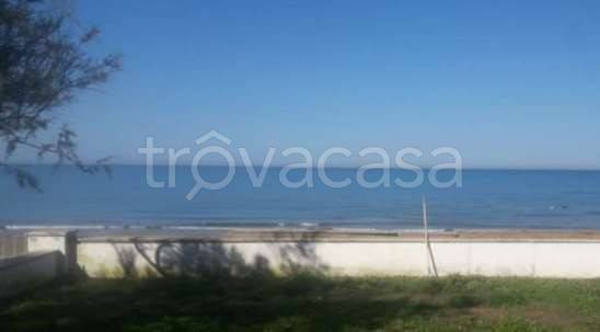casa indipendente in vendita ad Anzio in zona Mare