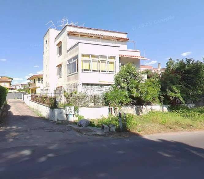appartamento in vendita ad Anzio in zona Mare