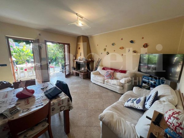 casa indipendente in vendita ad Anzio in zona Mare