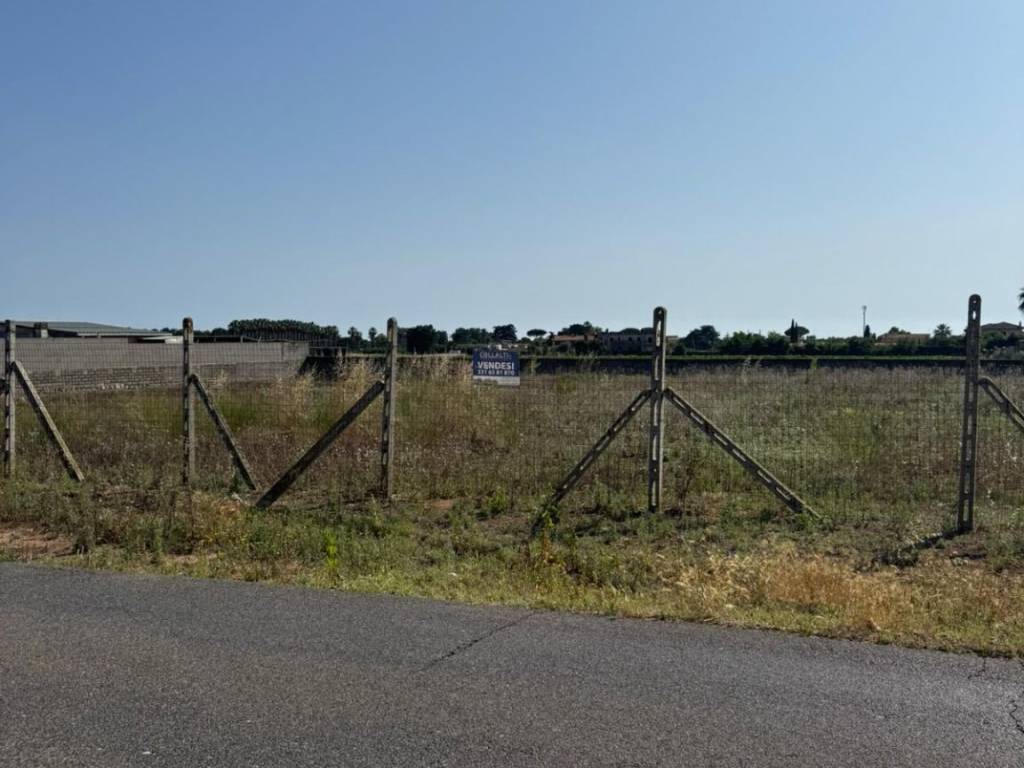 terreno agricolo in vendita ad Anzio in zona Lido dei Pini