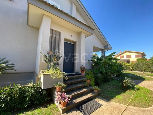 casa indipendente in vendita ad Anzio