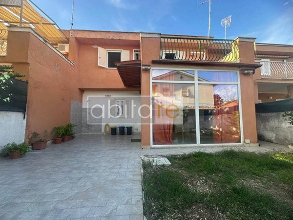casa indipendente in vendita ad Anzio in zona Villa Claudia