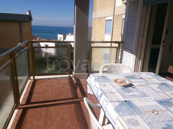 appartamento in vendita ad Anzio in zona Mare