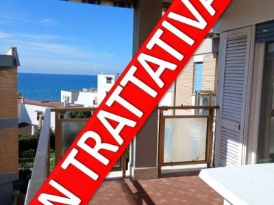 appartamento in vendita ad Anzio in zona Mare
