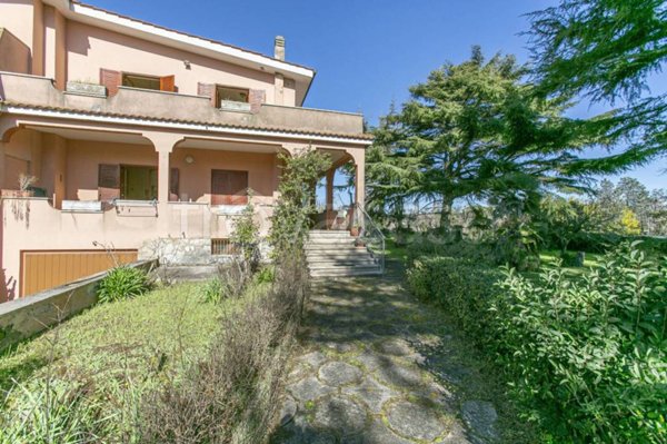 casa indipendente in vendita ad Anzio
