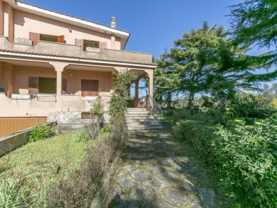 casa indipendente in vendita ad Anzio