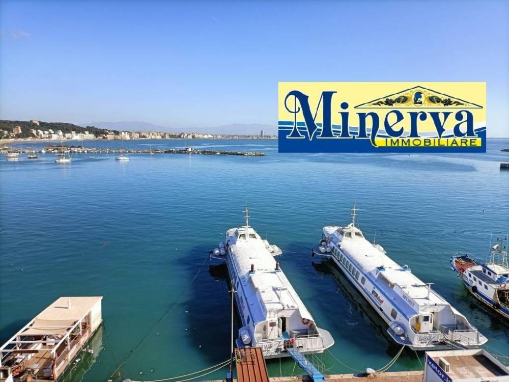 appartamento in vendita ad Anzio in zona Mare