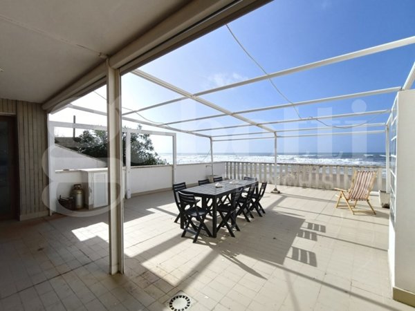 appartamento in vendita ad Anzio in zona Mare