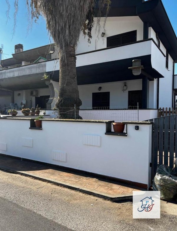 casa indipendente in vendita ad Anzio in zona Lido dei Pini