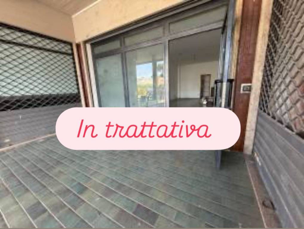 negozio in vendita ad Anzio