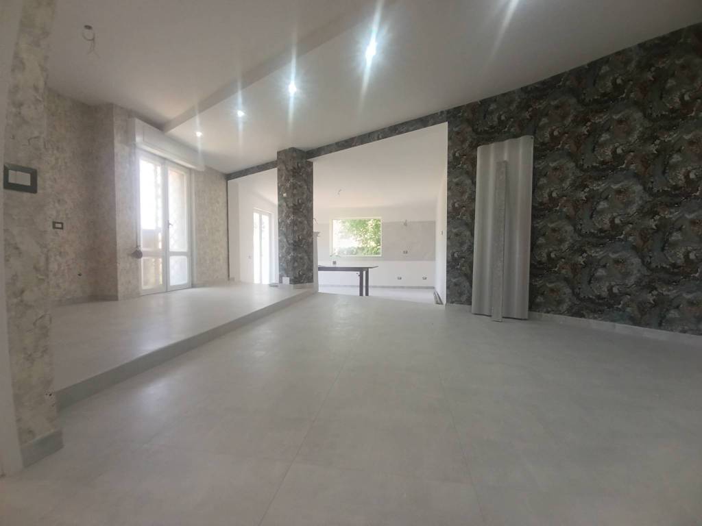 casa indipendente in vendita ad Anzio in zona Villa Claudia