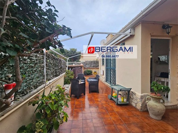 appartamento in vendita ad Anzio in zona Lido delle Sirene