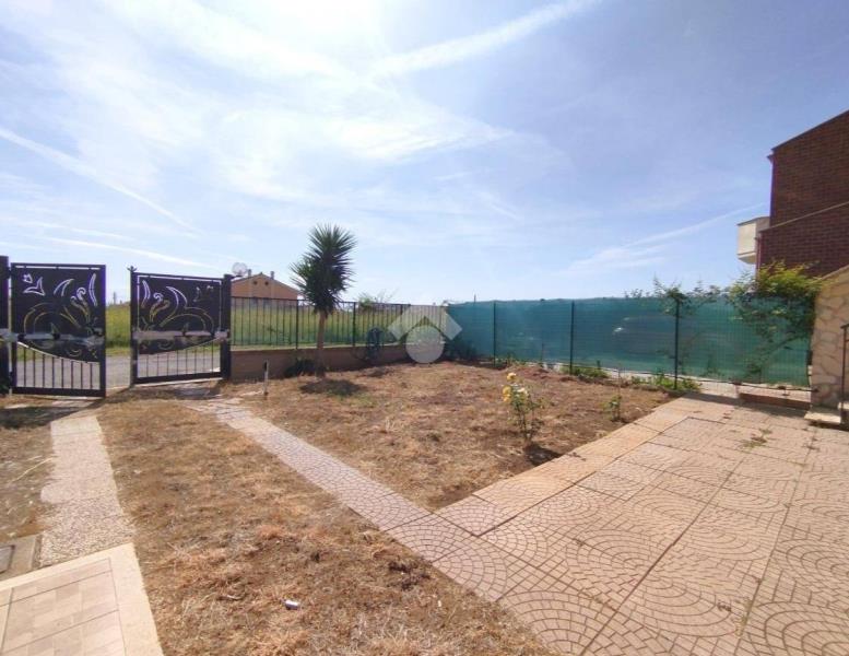 casa indipendente in vendita ad Anzio in zona Stazione