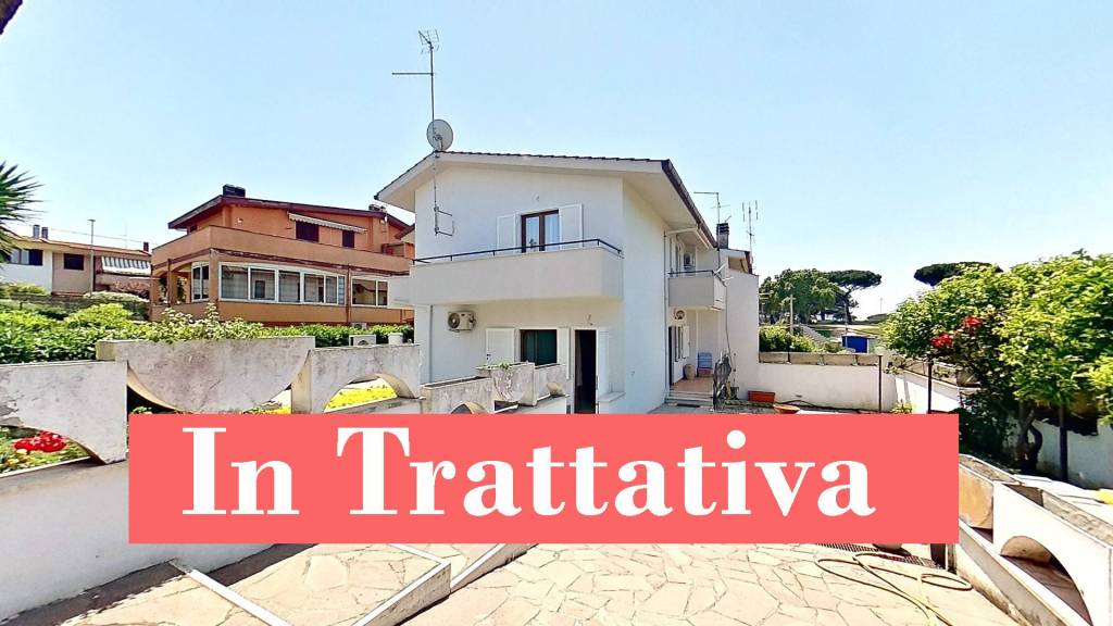 casa indipendente in vendita ad Anzio in zona Stazione