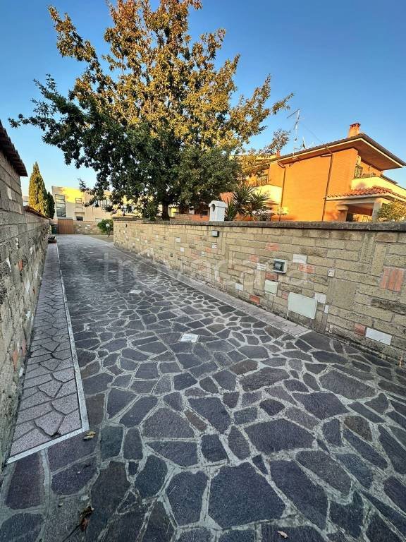 casa indipendente in vendita ad Anzio