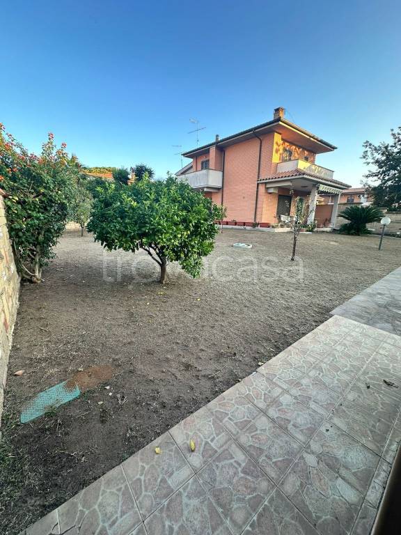 casa indipendente in vendita ad Anzio