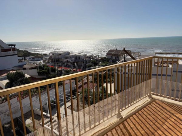 appartamento in vendita ad Anzio in zona Mare