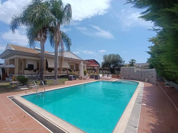 casa indipendente in vendita ad Anzio in zona Stazione