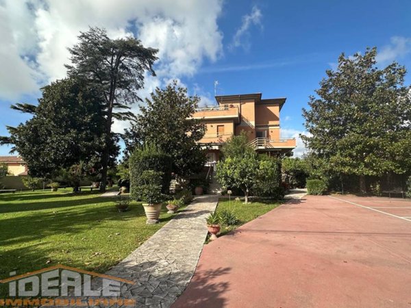 appartamento in vendita ad Anzio in zona Lido dei Pini