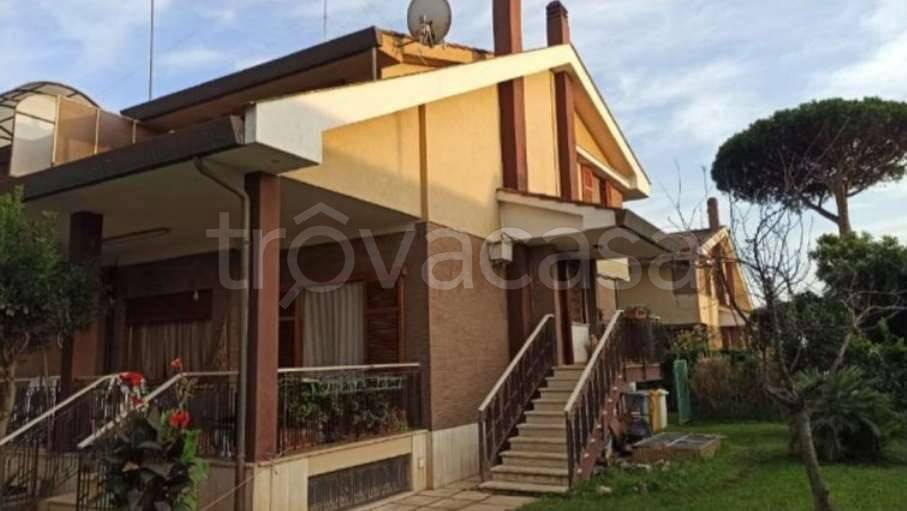 casa indipendente in vendita ad Anzio