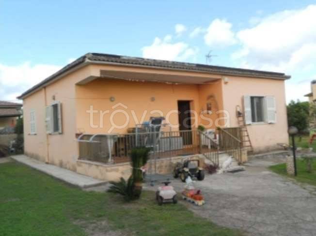 casa indipendente in vendita ad Anzio