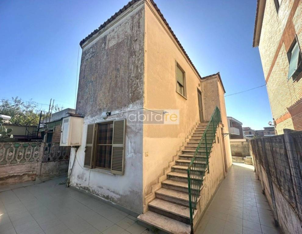 casa indipendente in vendita ad Anzio in zona Marechiaro