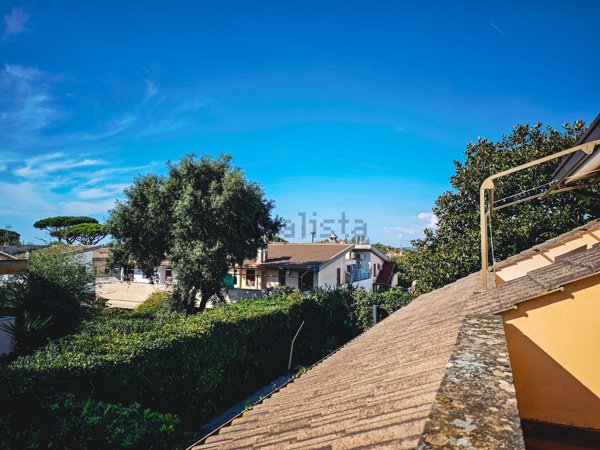 casa indipendente in vendita ad Anzio in zona Mare