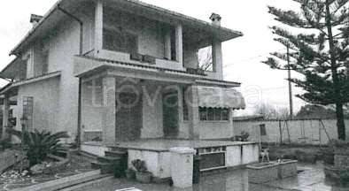 casa indipendente in vendita ad Anzio in zona Villa Claudia