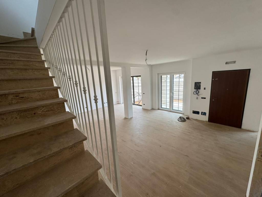 casa indipendente in vendita ad Anzio in zona Mare