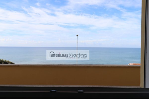 appartamento in vendita ad Anzio in zona Mare