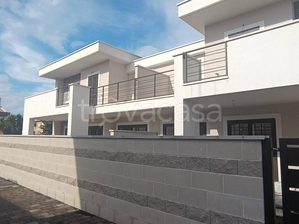 casa indipendente in vendita ad Anzio