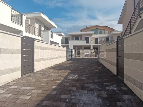 casa indipendente in vendita ad Anzio