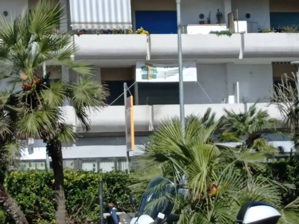 appartamento in vendita ad Anzio in zona Mare