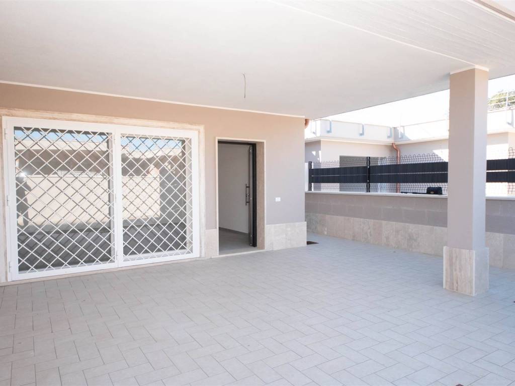 casa indipendente in vendita ad Anzio in zona Villa Claudia