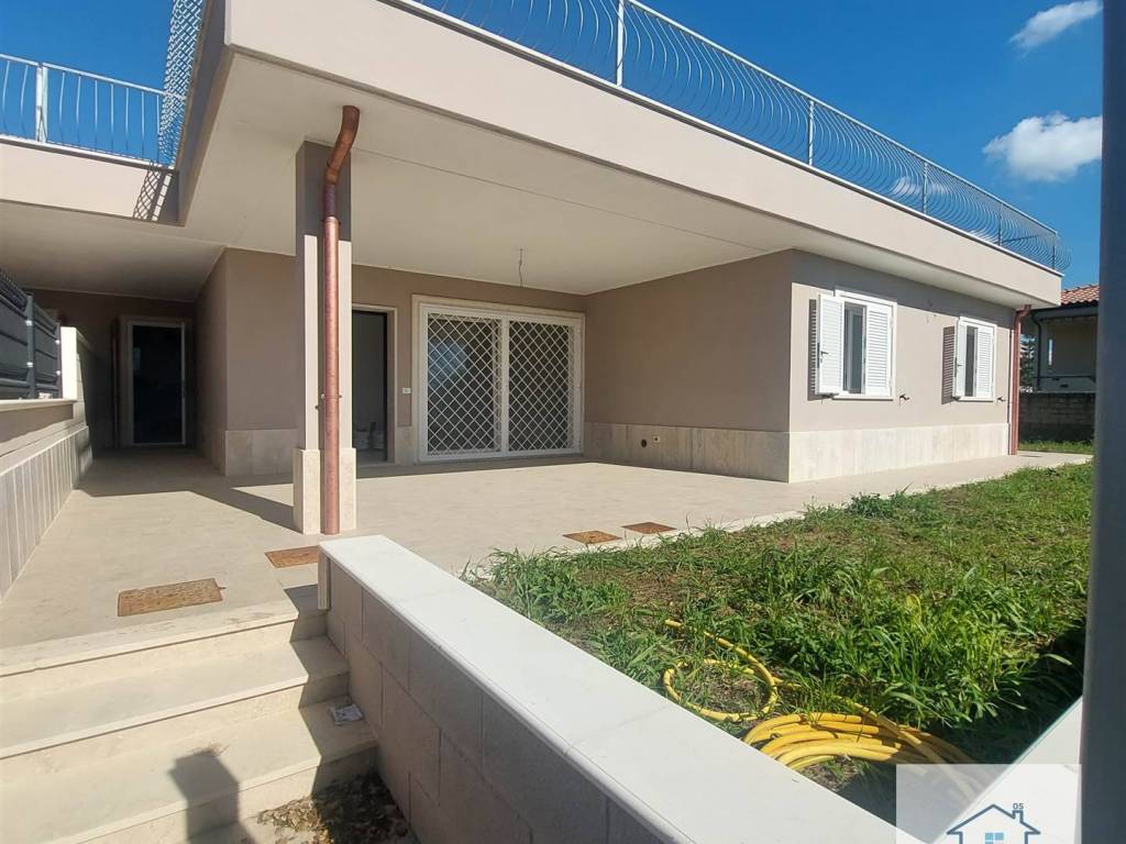 casa indipendente in vendita ad Anzio in zona Stazione