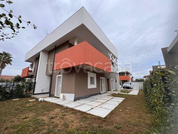 casa indipendente in vendita ad Anzio in zona Mare