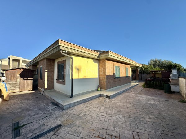casa indipendente in vendita ad Anzio