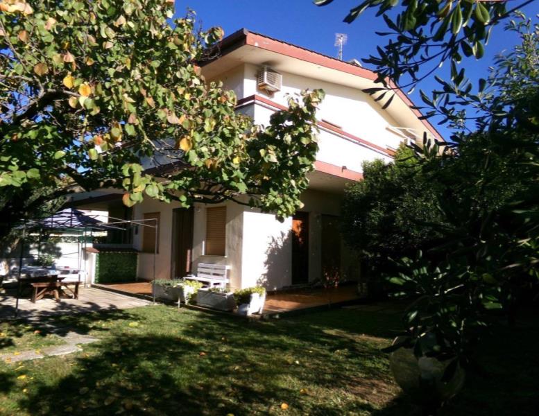 casa indipendente in vendita ad Anzio in zona Cincinnato