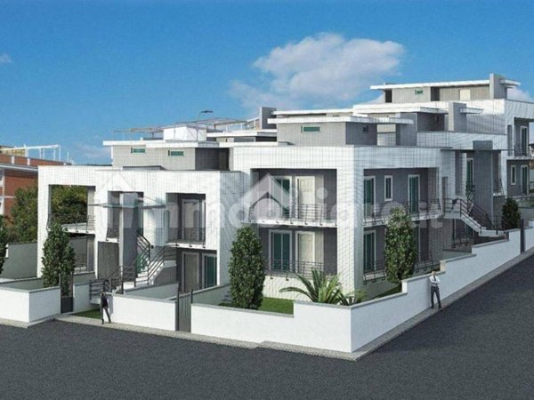 appartamento in vendita ad Anzio in zona Mare