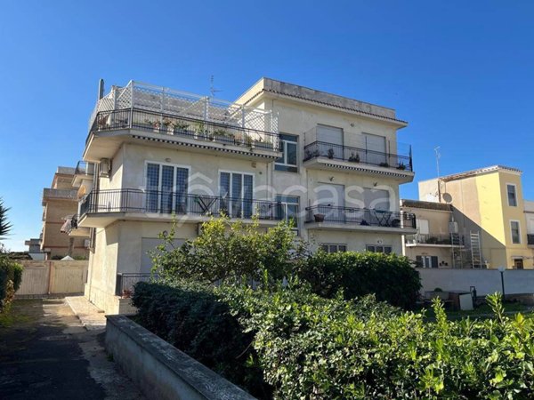 appartamento in vendita ad Anzio in zona Marechiaro