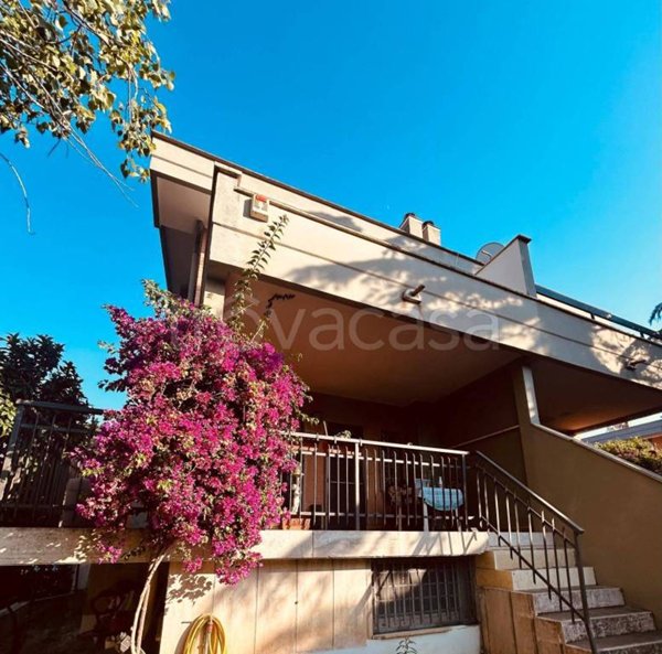 casa indipendente in vendita ad Anzio in zona Mare