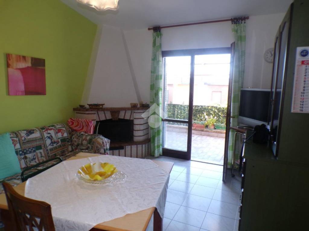 appartamento in vendita ad Anzio in zona Mare