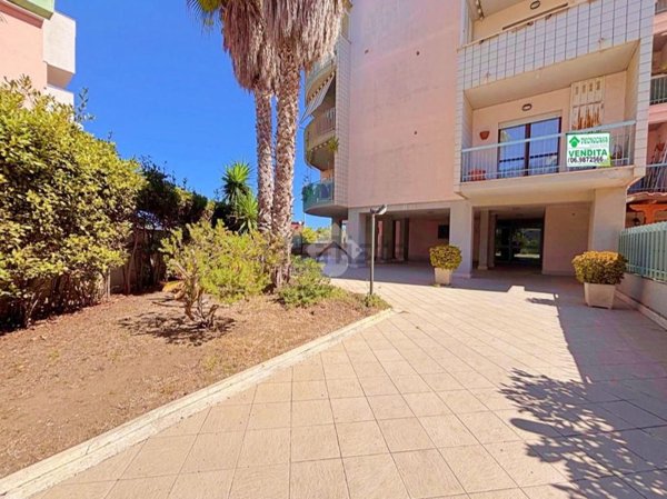 appartamento in vendita ad Anzio in zona Anzio Colonia