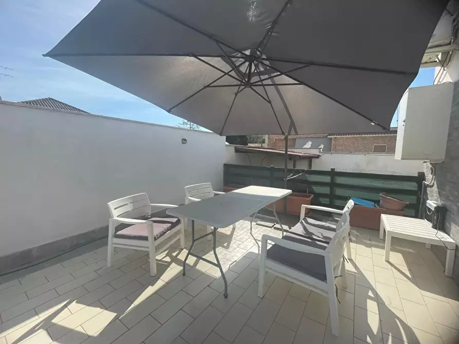 casa indipendente in vendita ad Anzio in zona Stazione