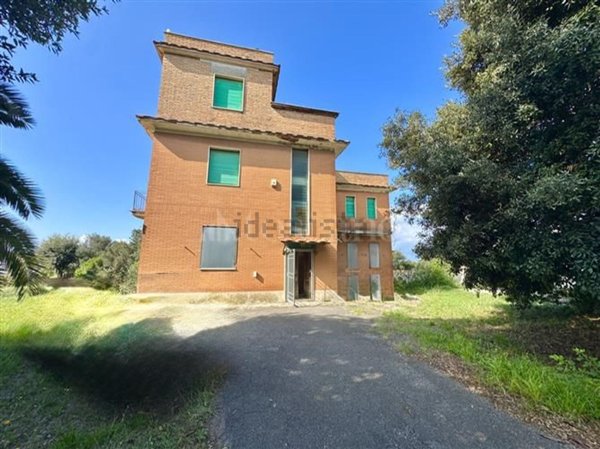 casa indipendente in vendita ad Anzio in zona Mare