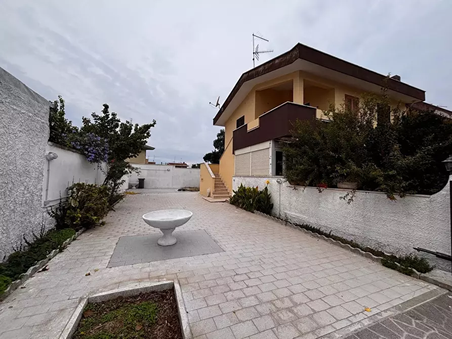 casa indipendente in vendita ad Anzio