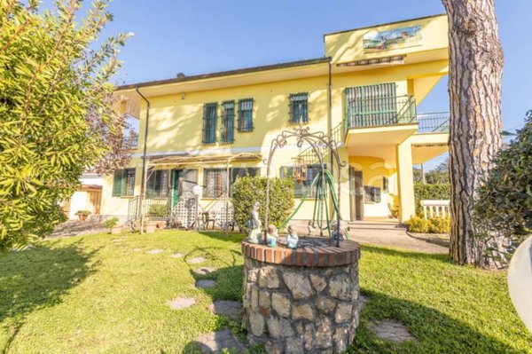 casa indipendente in vendita ad Anzio in zona Lido dei Pini