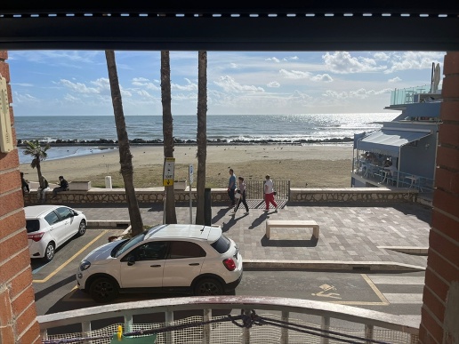 appartamento in vendita ad Anzio in zona Mare